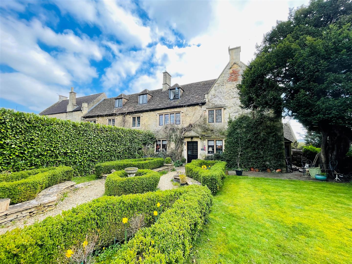Shurnhold, Melksham Lock and Key
